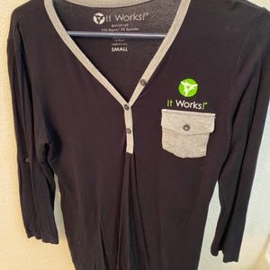 Women’s shirt